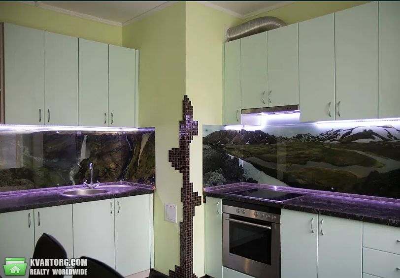 Rent out 2-room apartment. Киев,  Мишуги — photo 1