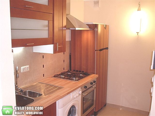 Rent out 2-room apartment. Харьков,  Блюхера — photo 3