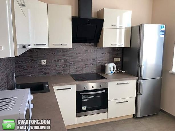 Rent out 1-room apartment. Киев,  Ломоносова — photo 2