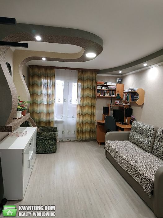 Sell 3-room apartment. Киев,  Здолбуновская — photo 1