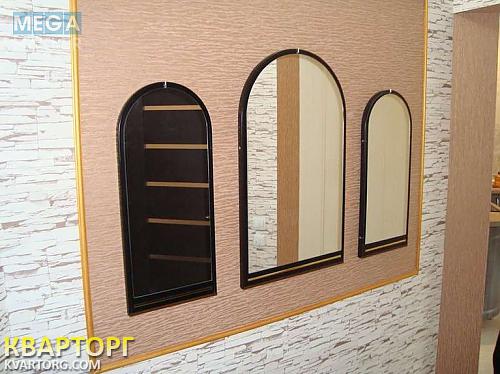 Rent out 2-room apartment. Киев, Соляная — photo 6