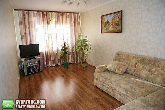 Sell 3-room apartment. Киев,  Урловская — photo 1