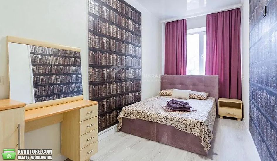 Rent out 3-room apartment. Киев,  Бассейная — photo 2