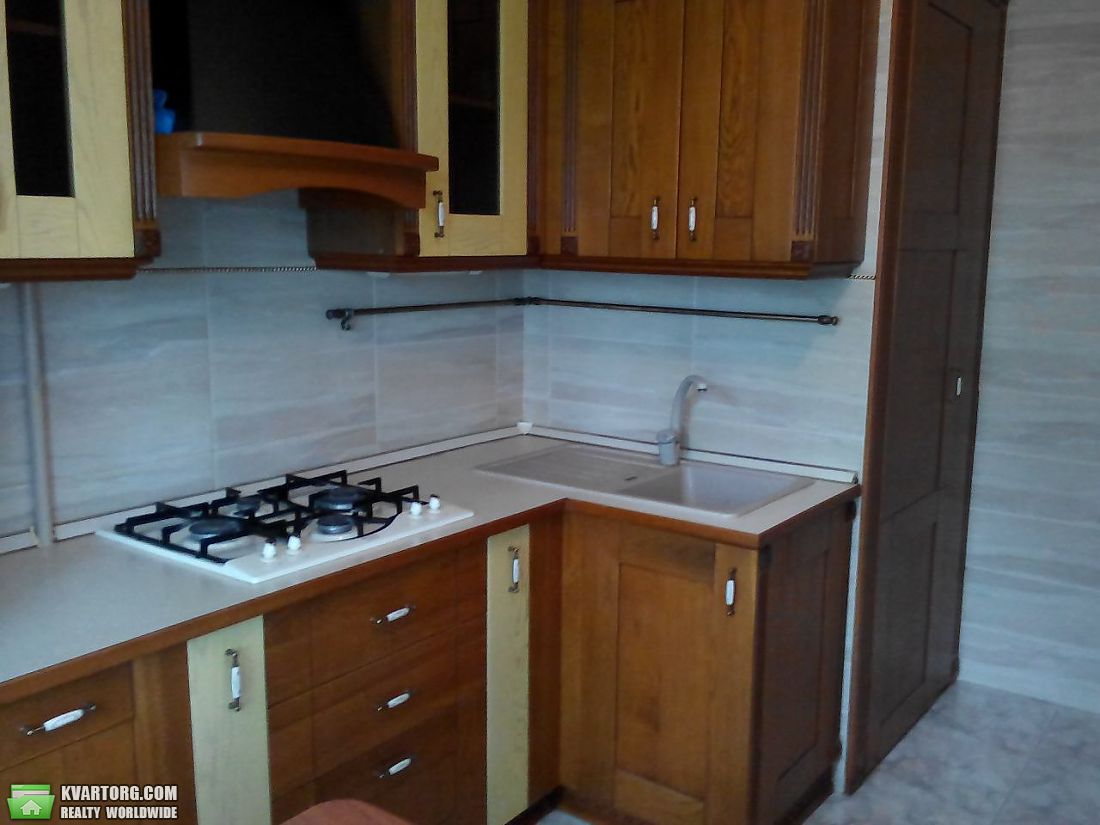 Rent out 3-room apartment. Одесса, Ильфа и  Петрова — photo 2
