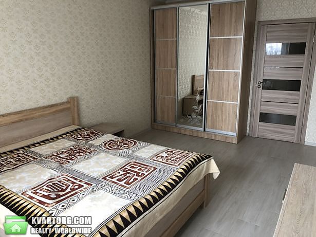 Rent out 2-room apartment. Киев, пр.Академика Глушкова — photo 3