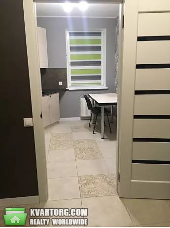 Rent out 1-room apartment. Киев, Черкасская — photo 9