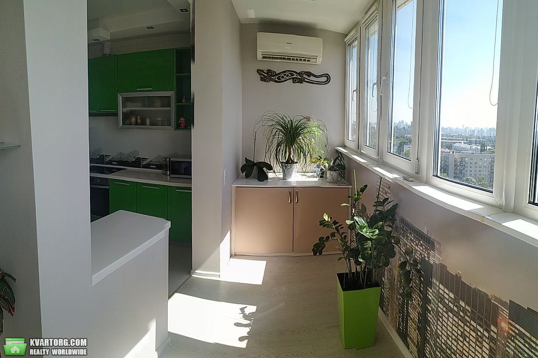 Rent out 2-room apartment. Киев, Сикорского — photo 2