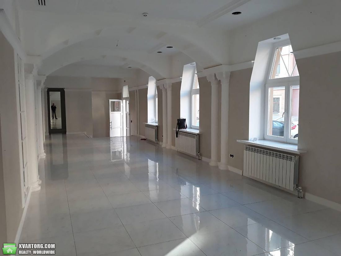 Rent out office. Киев, Кожемяцкая — photo 1