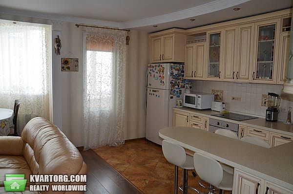 Sell 3-room apartment. Киев,  Львовская — photo 4
