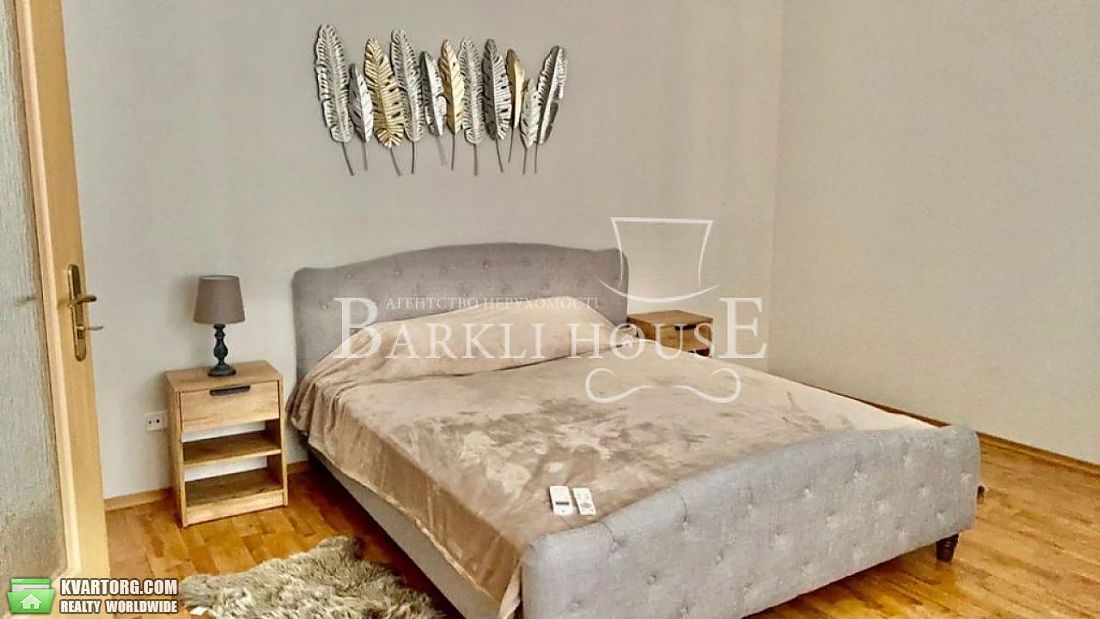 Rent out 4-room apartment. Киев,  Дмитриевская — photo 3
