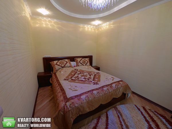 Rent out 3-room apartment. Киев,  Ломоносова — photo 2