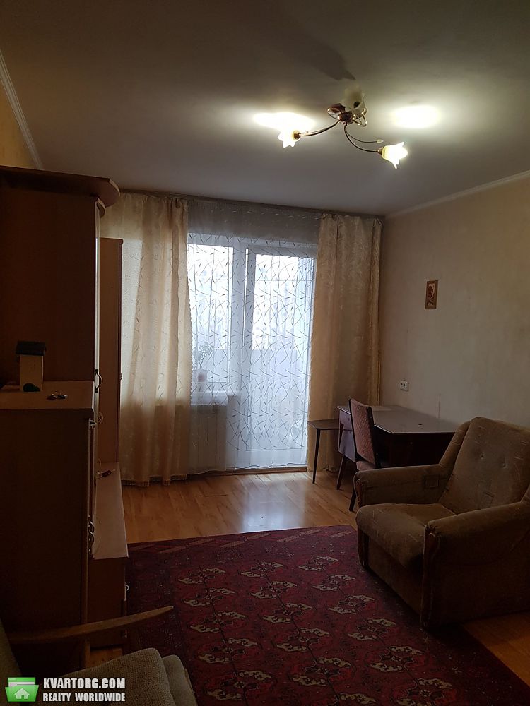 Rent out 2-room apartment. Киев,  Героев Сталинграда пр — photo 2