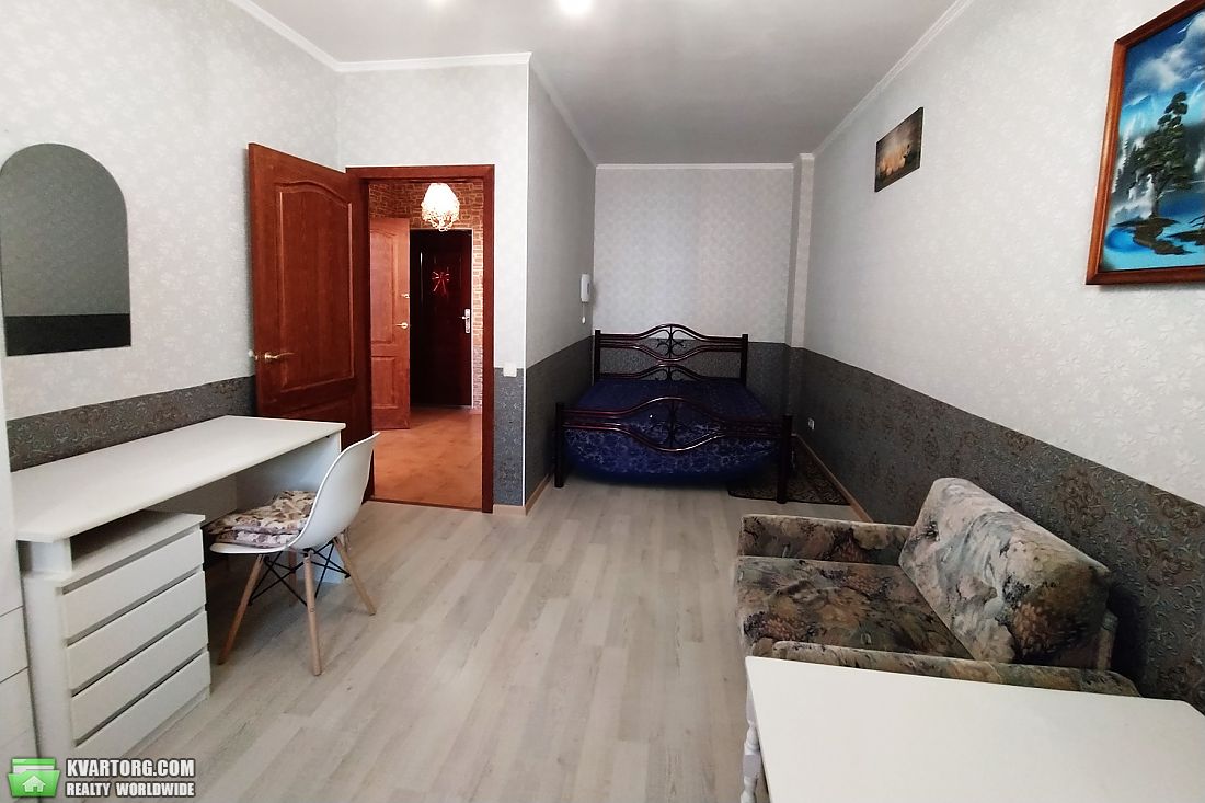 Rent out 1-room apartment. Одесса, Радужный Массив — photo 3