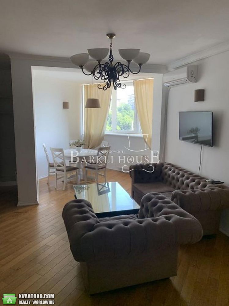 Rent out 3-room apartment. Киев,  Глубочицкая — photo 10