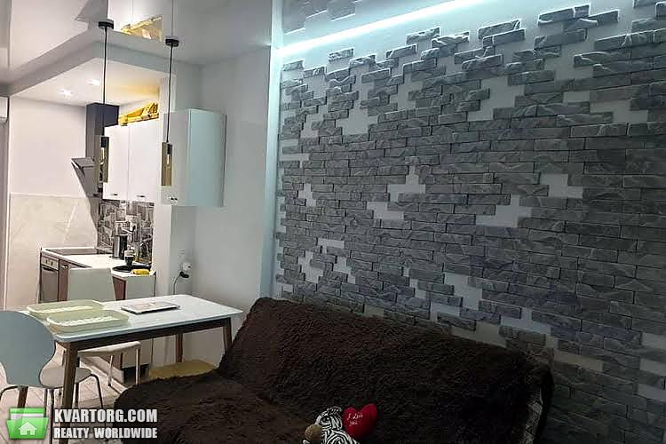 Rent out 1-room apartment. Киев, Вацлава Гавела — photo 7