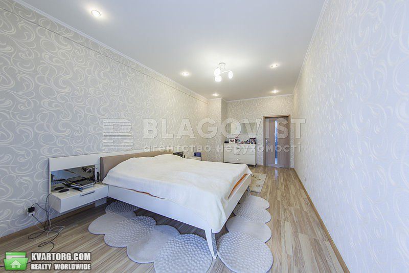 Sell 3-room apartment. Киев,  Щорса — photo 7
