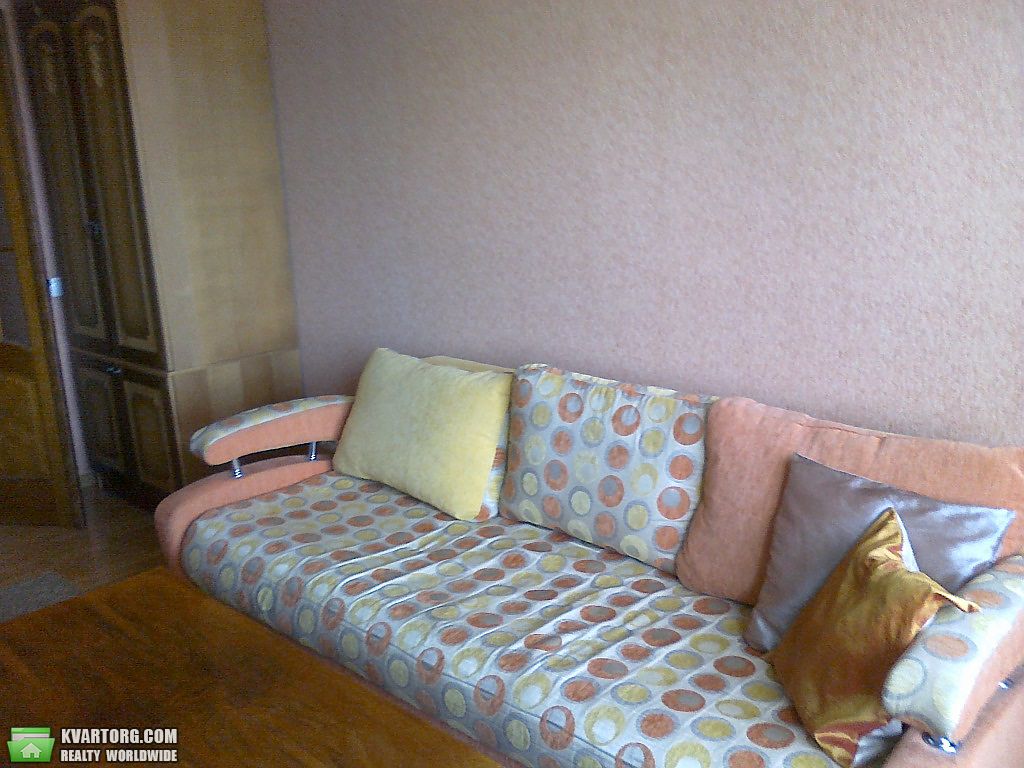 Rent out 3-room apartment. Киев,  Якубовского — photo 2