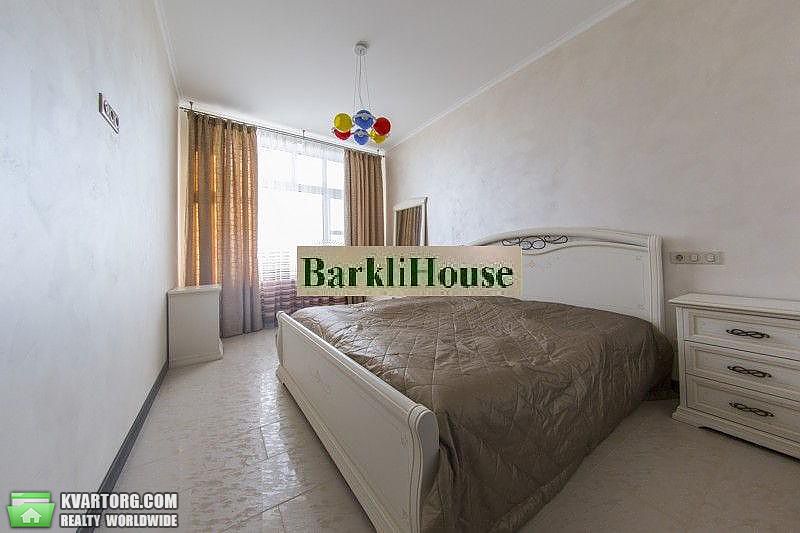 Rent out 2-room apartment. Киев,  Шамрыло — photo 2