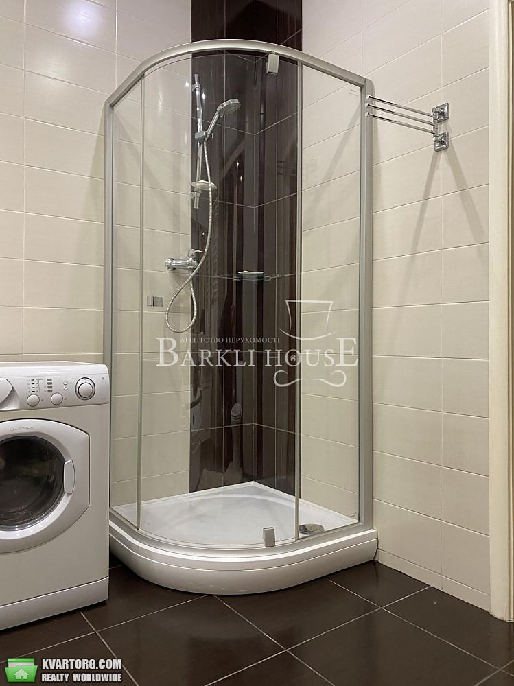 Rent out 2-room apartment. Киев,  Леси Украинки бул — photo 8
