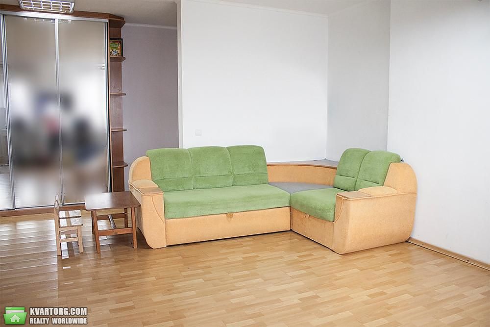 Sell 2-room apartment. Киев,  Миропольская — photo 2