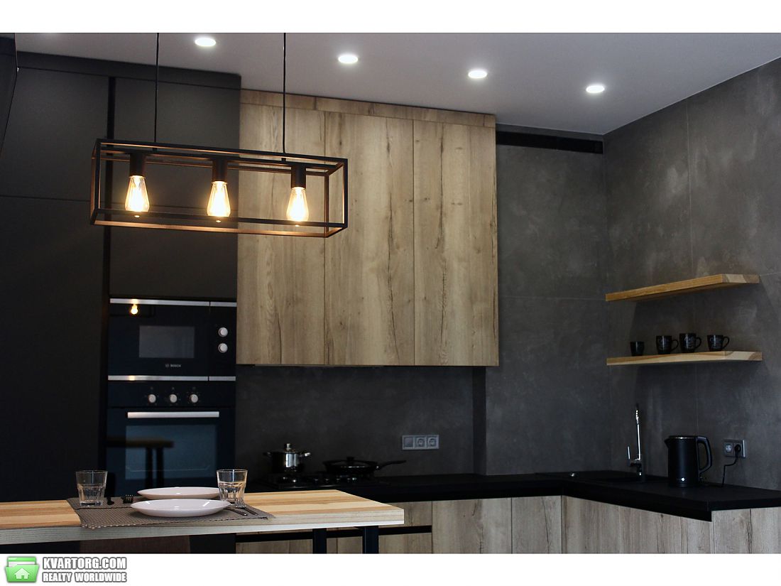 Rent out 2-room apartment. Киев,  Гусовского — photo 1