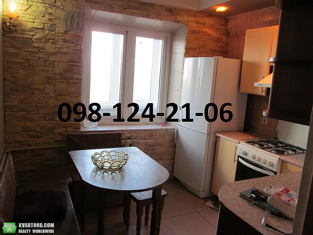 Rent out 2-room apartment. Киев,  Челябинская — photo 6