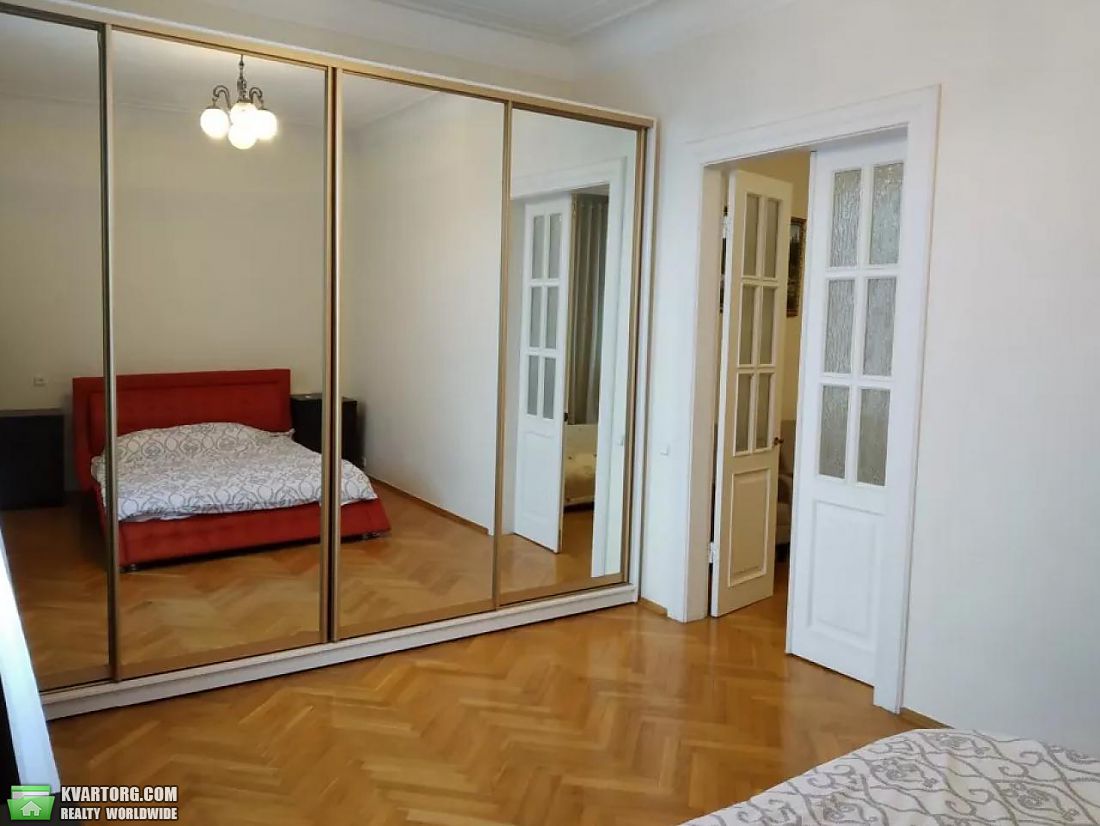 Rent out 2-room apartment. Киев,  Банковая — photo 6