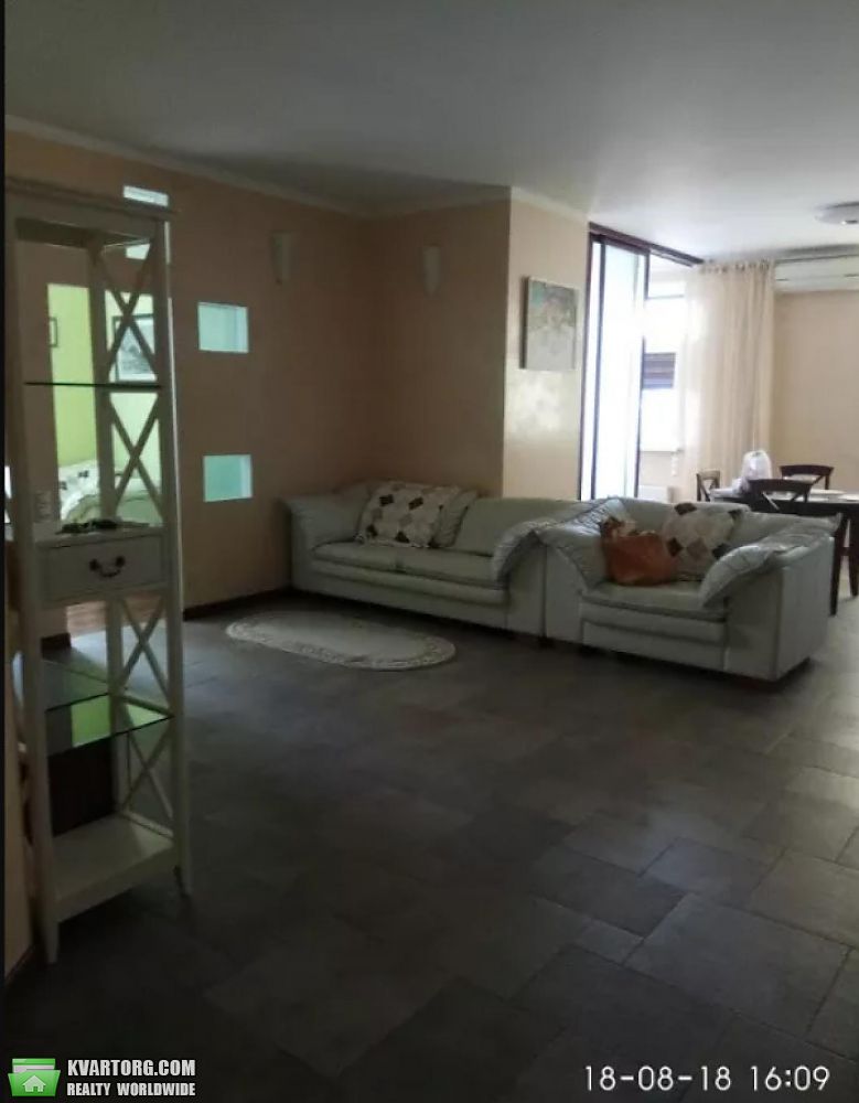 Rent out 4-room apartment. Киев,  Антоновича — photo 9