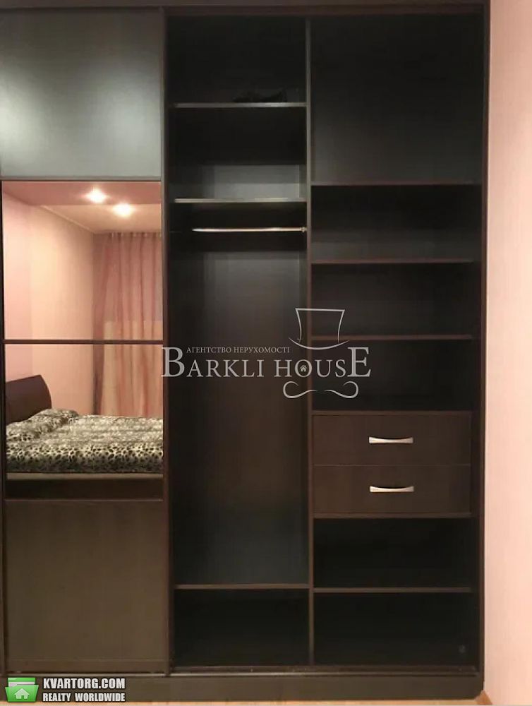 Rent out 2-room apartment. Киев,  Черновола — photo 8
