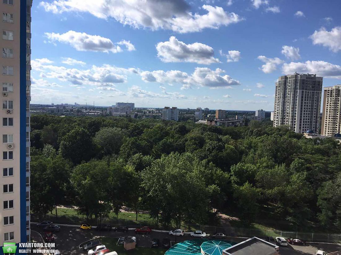 Rent out 2-room apartment. Киев, Сикорского — photo 8