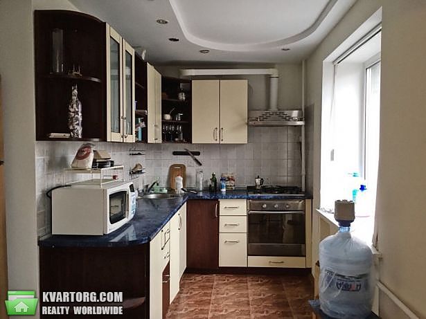 Rent out 2-room apartment. Киев,  Жилянская — photo 5