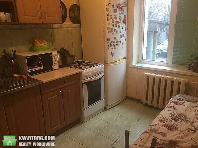 Sell 1-room apartment. Киев,  Багговутовская — photo 1