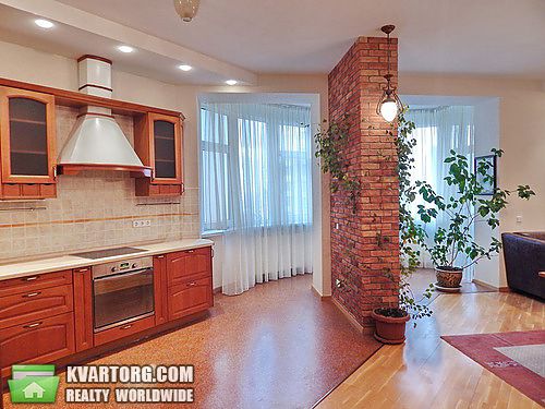 Rent out 4-room apartment. Киев,  Старонаводницкая — photo 1