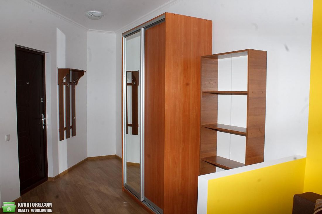 Rent out 1-room apartment. Киев,  Герцена — photo 6