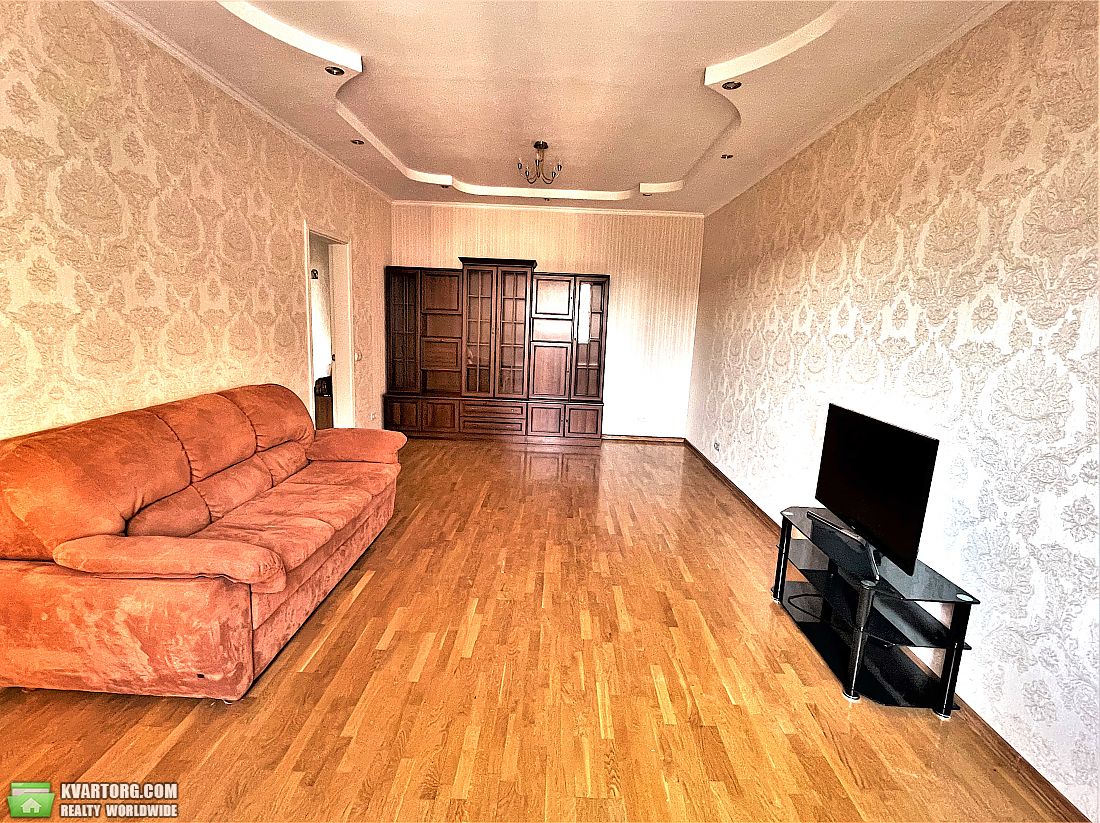 Rent out 2-room apartment. Киев,  Черновола — photo 2