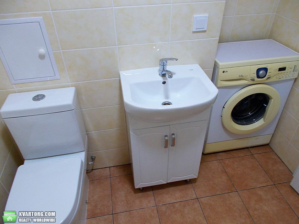 Rent out 1-room apartment. Киев,  Львовская — photo 2