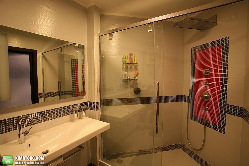 Rent out 2-room apartment. Киев, Голосеевская — photo 8