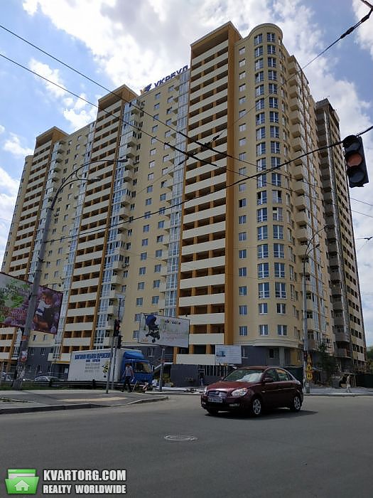 Sell 2-room apartment. Киев,  Новомостицкая — photo 1