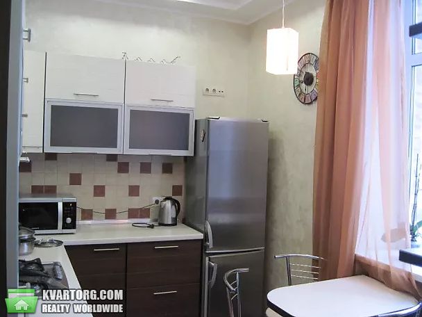 Rent out 3-room apartment. Киев, Лютеранская — photo 8