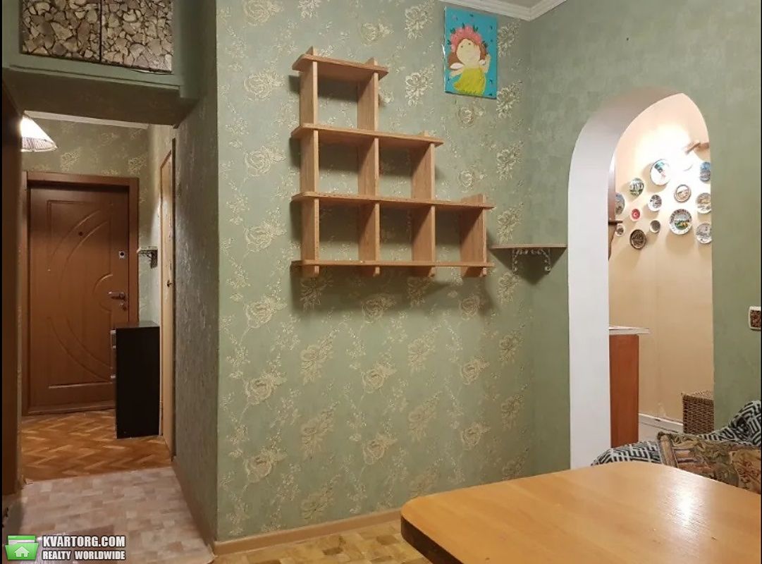 Sell 1-room apartment. Киев,  Лукьяновская — photo 2