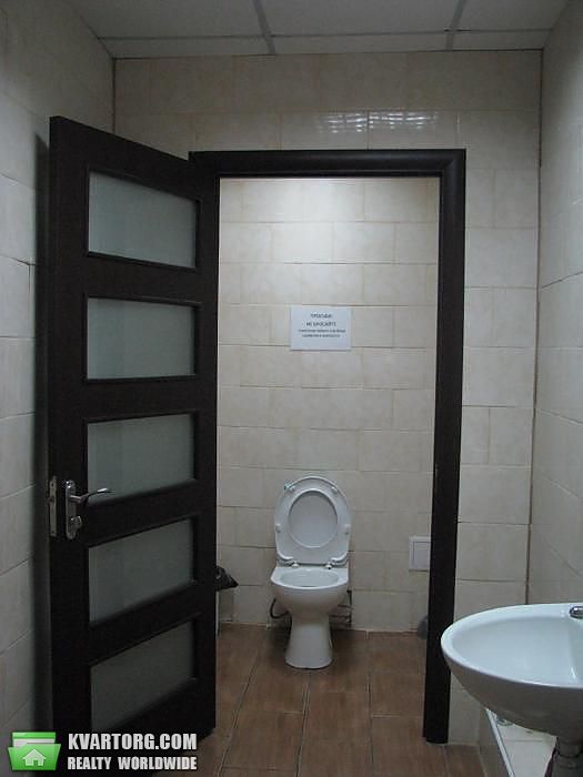 Rent out office. Киев, ул.Жилянская — photo 4