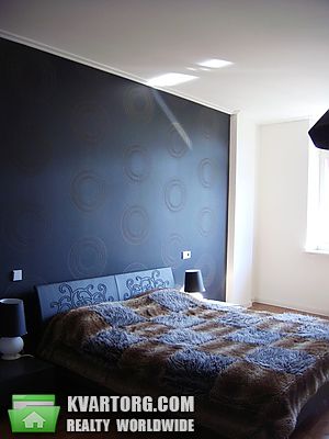 Rent out 3-room apartment. Киев,  Тургеневская — photo 4