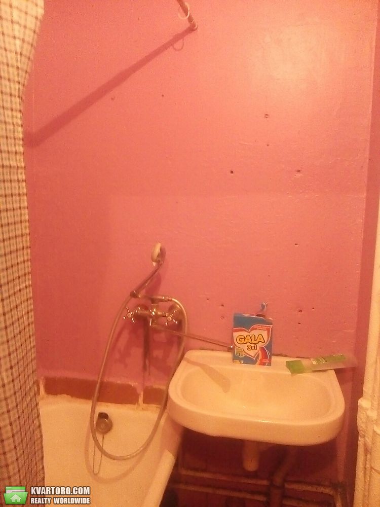 Rent out 2-room apartment. Киев,  Кибальчича — photo 10