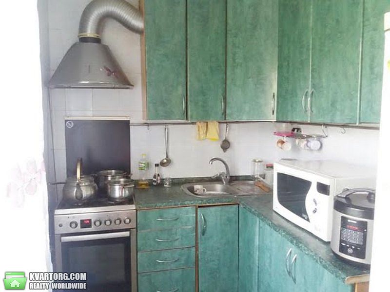Sell 3-room apartment. Киев,  Зодчих — photo 1