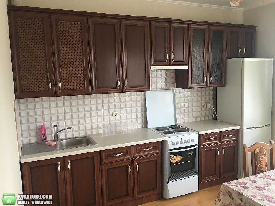 Rent out 1-room apartment. Киев,  Петропавловская — photo 5