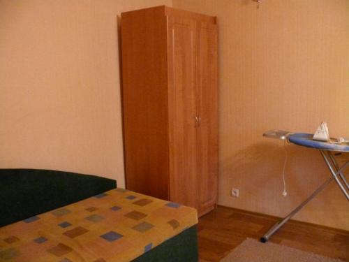 Rent out 2-room apartment. Днепропетровск, Победа — photo 1