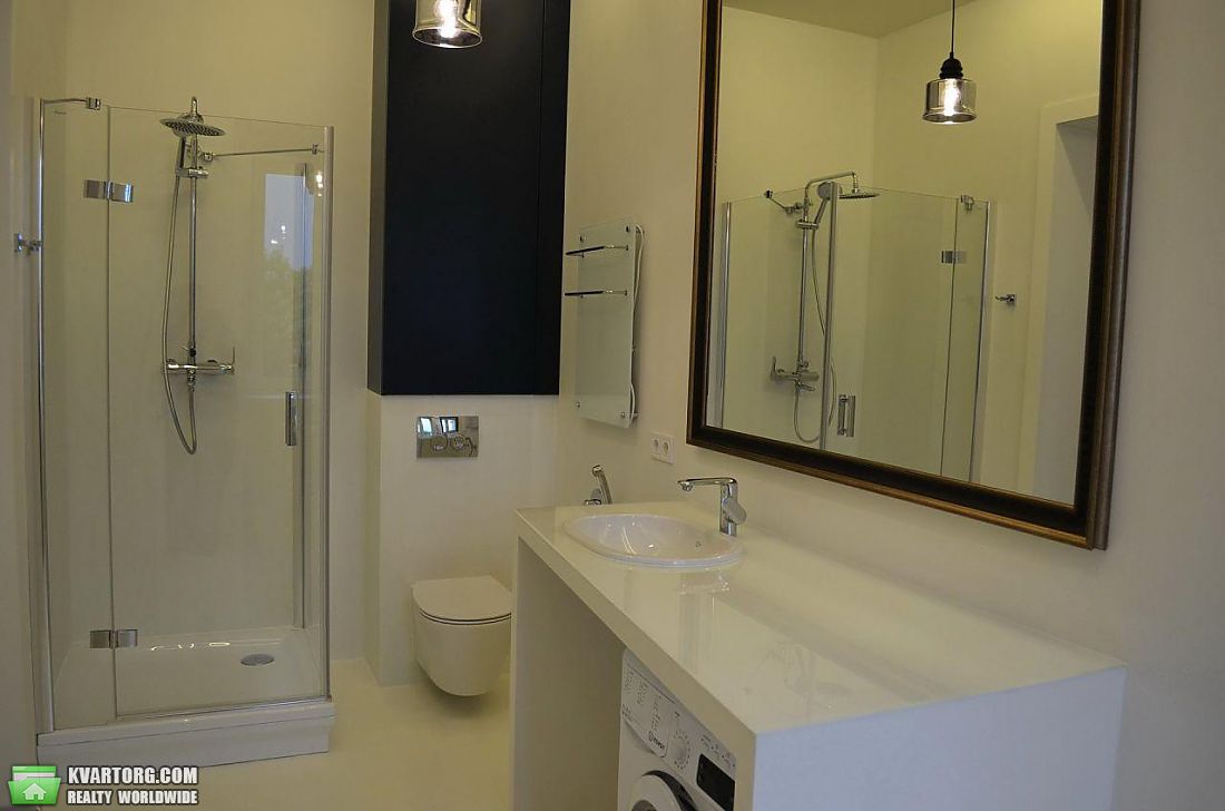 Rent out 2-room apartment. Киев,  Михайловский пер — photo 8