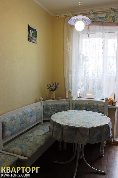 Rent out 2-room apartment. Киев, Милославская — photo 2