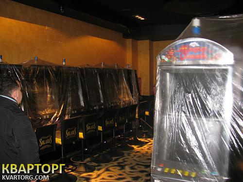 Sell shop. Киев, бульвар Леси Украинки, 34 — photo 2