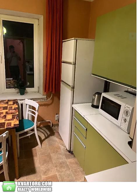 Rent out 2-room apartment. Киев, Иорданская — photo 5